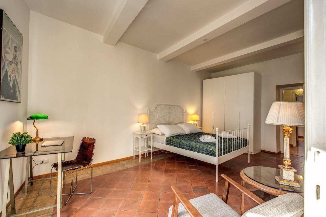 רומא Campo Di Fiori 2 Bedroom Via Giulia מראה חיצוני תמונה